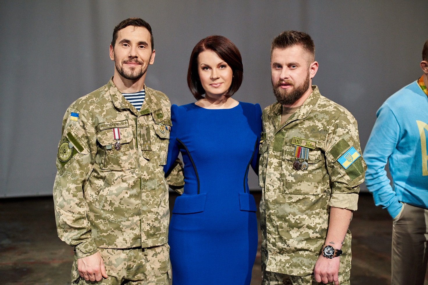 Джамала, Катя Осадчая, Елена Кравец и звезды "1+1" спели гимн Украины